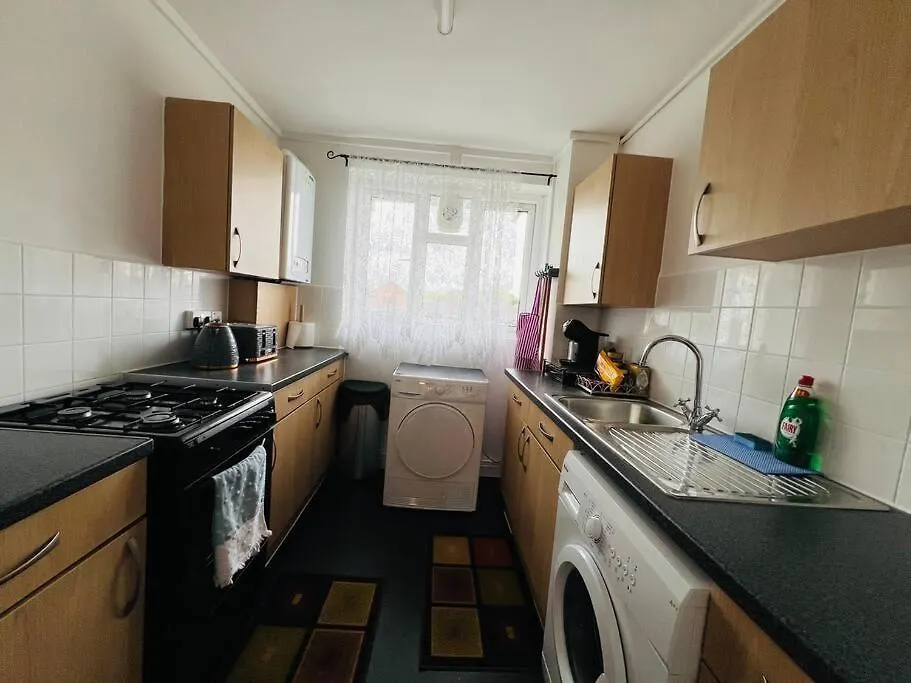 Central London Apartment 0*,